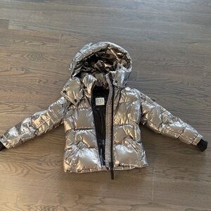 Stylish Silver Kids Puffer Jacket